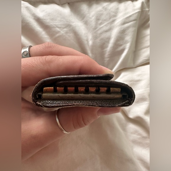 Louis Vuitton Damier Key Case - Picture 7 of 7